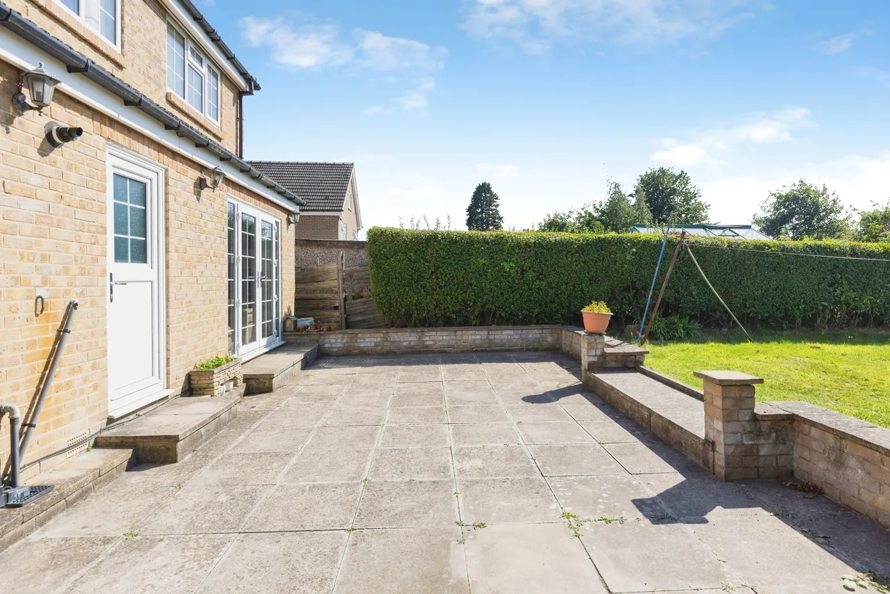 Carr Manor Avenue, Leeds, LS17, photo 34