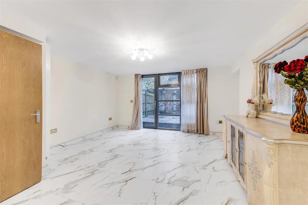 Pallister Terrace, Putney, SW15, photo 3