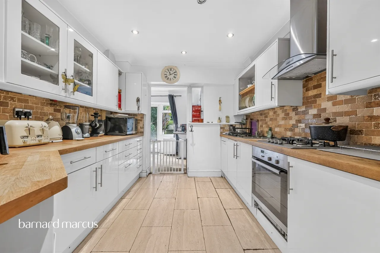 Croham Valley Road, South Croydon, CR2, photo 2