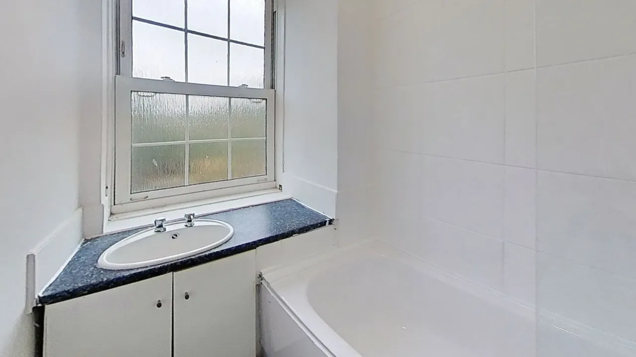 Leigham Avenue, SW16, photo 6