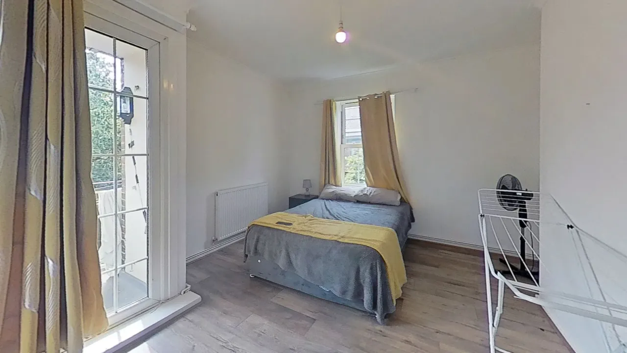 1 bed flat for sale, Leigham Avenue, SW16