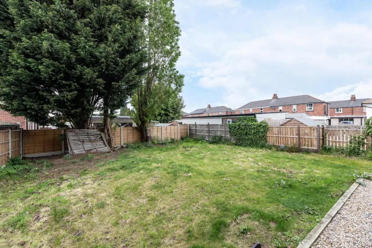 Pinfold Lane, Methley, LS26, photo 15