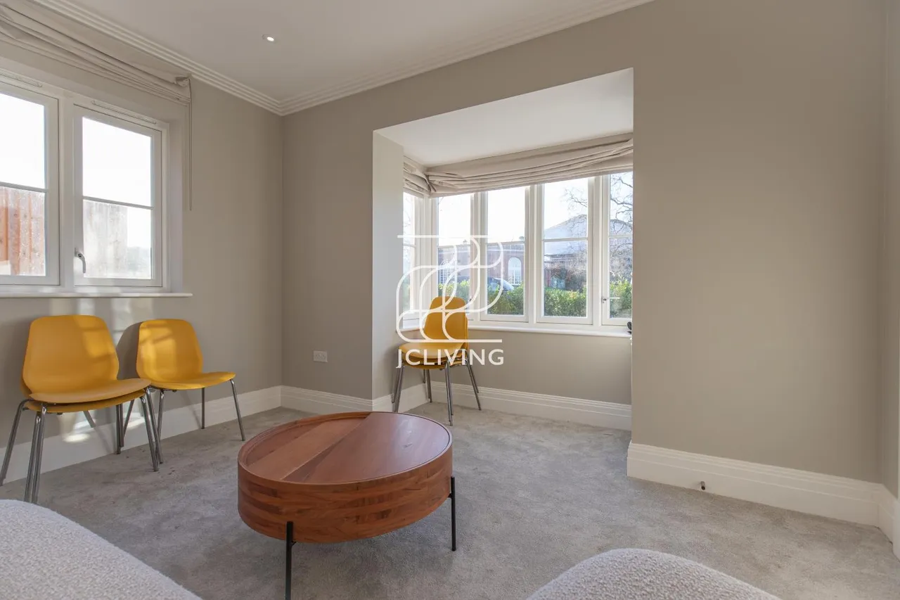 Whistler Drive, Barnet, EN4, photo 4