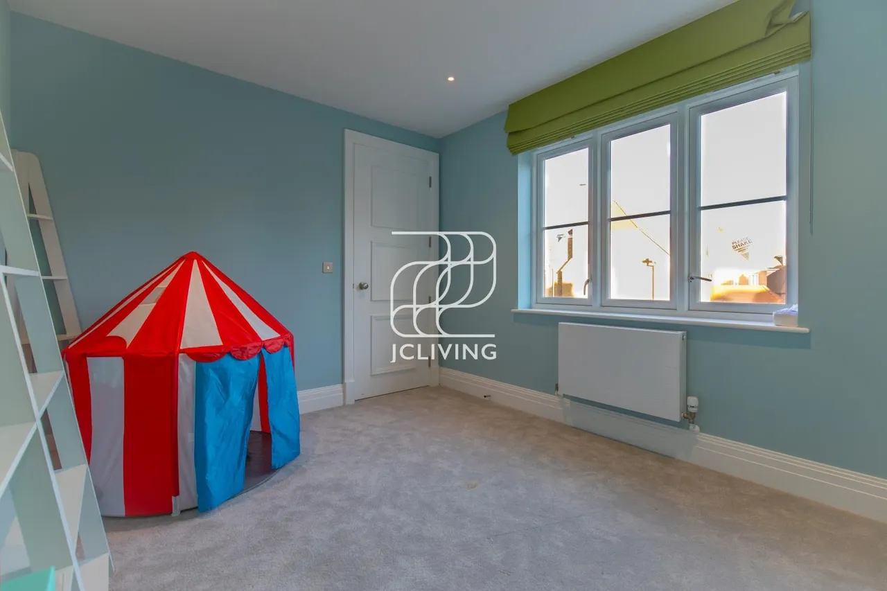 Whistler Drive, Barnet, EN4, photo 22
