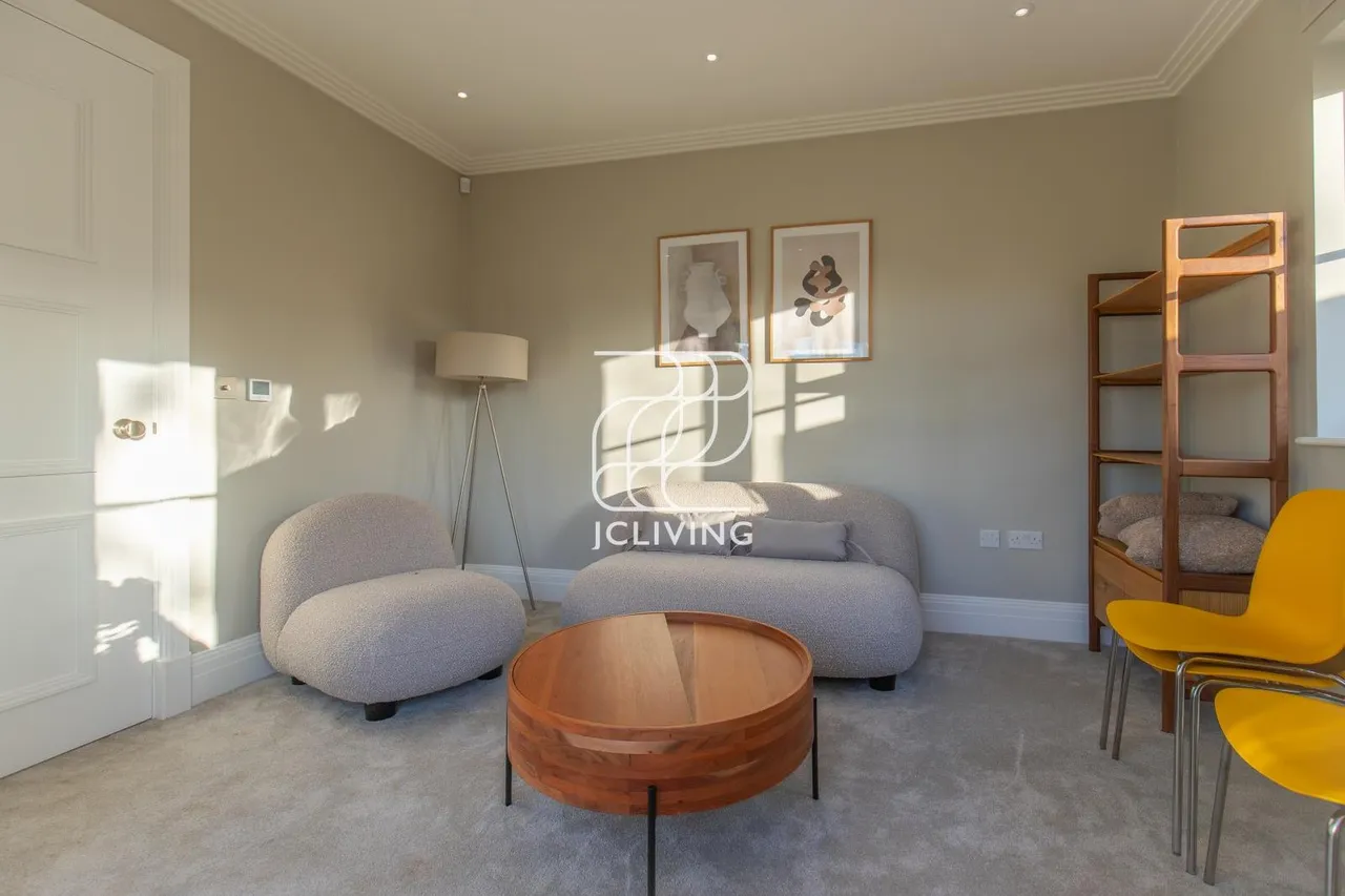 Whistler Drive, Barnet, EN4, photo 6