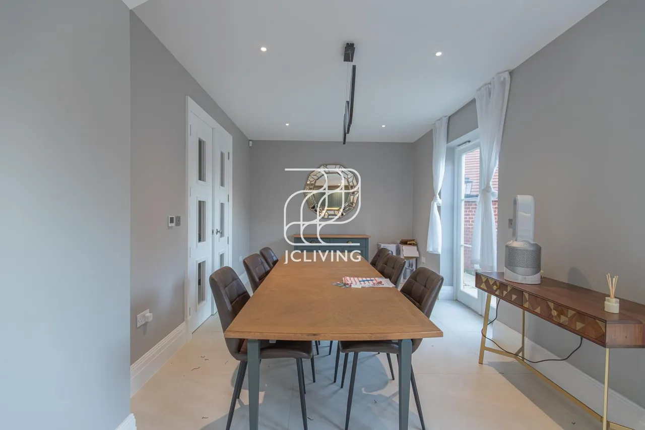 Whistler Drive, Barnet, EN4, photo 8