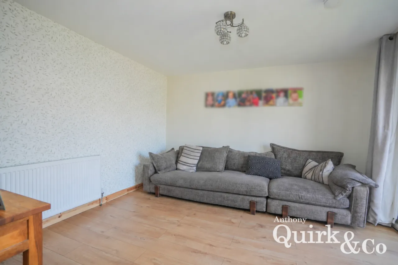 Woodhurst Road, Canvey Island, SS8, photo 6