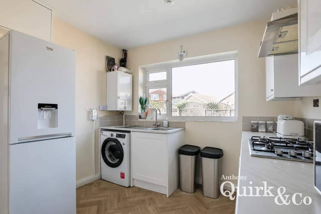 Woodhurst Road, Canvey Island, SS8, photo 4