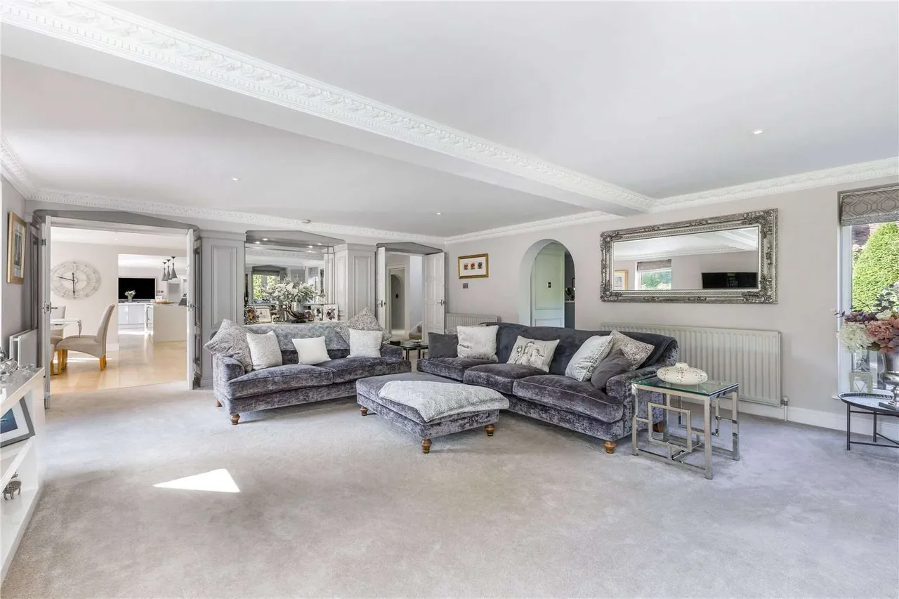 Hertford Road, Welwyn, Hertfordshire, AL6 0BX, photo 11
