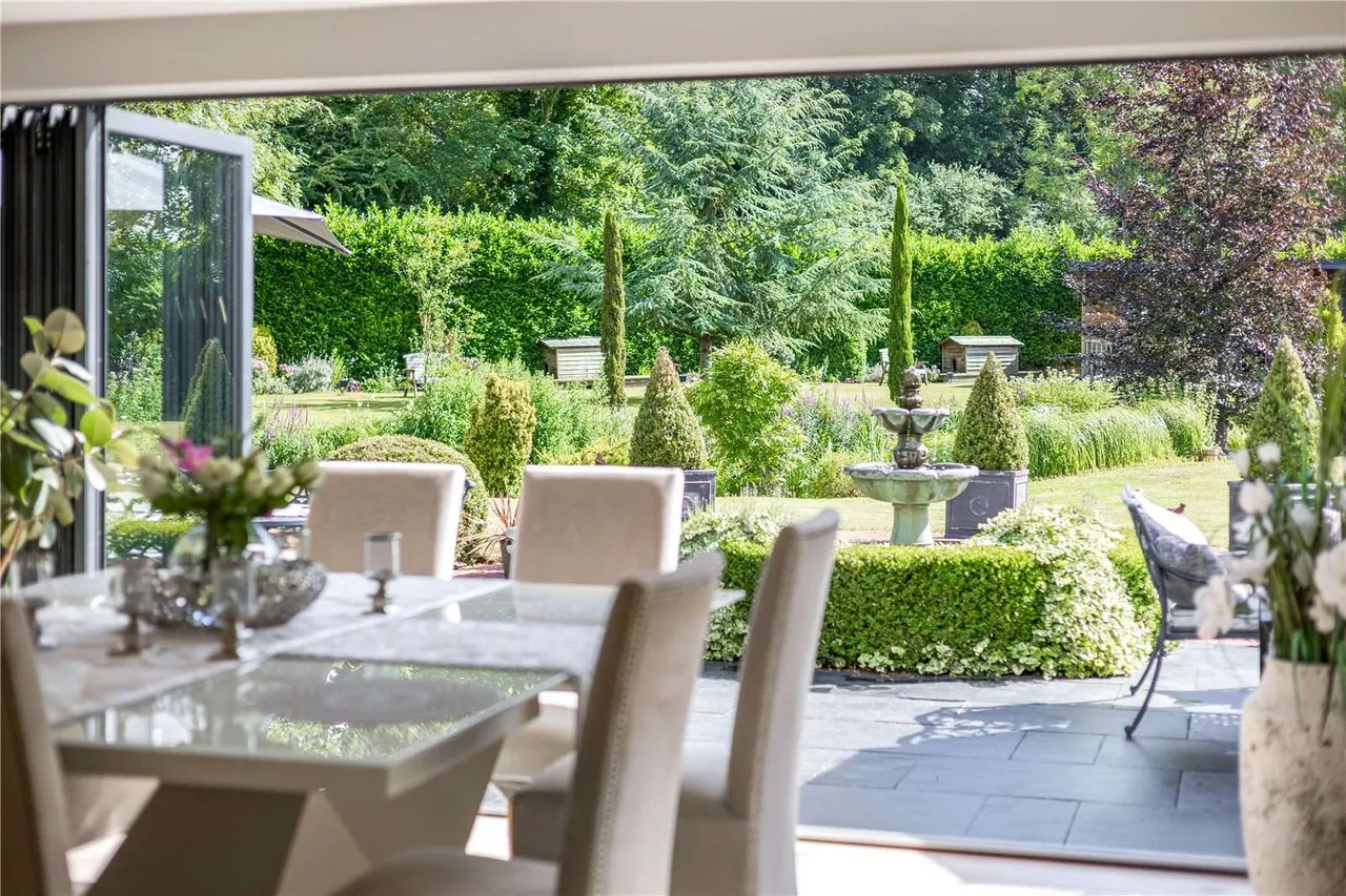 Hertford Road, Welwyn, Hertfordshire, AL6 0BX, photo 7