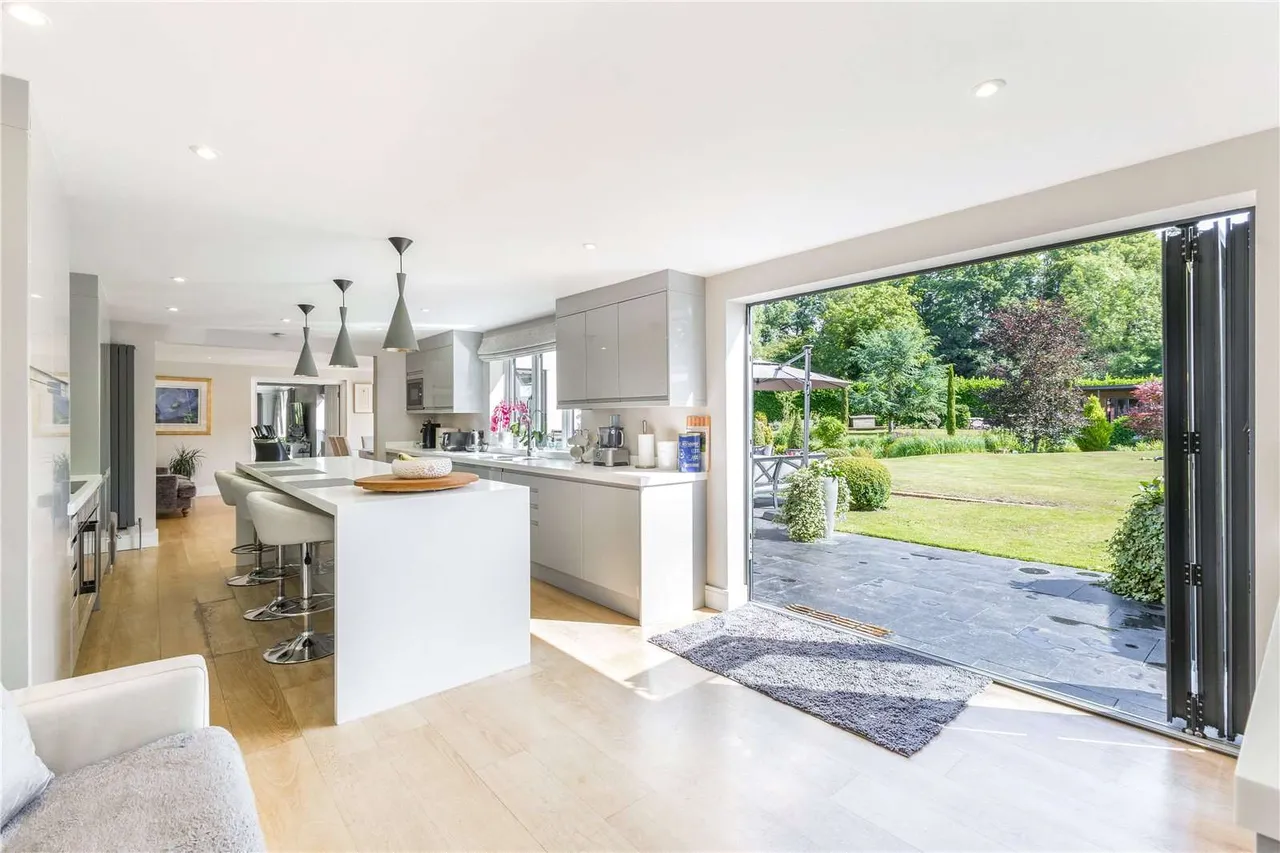 Hertford Road, Welwyn, Hertfordshire, AL6 0BX, photo 5