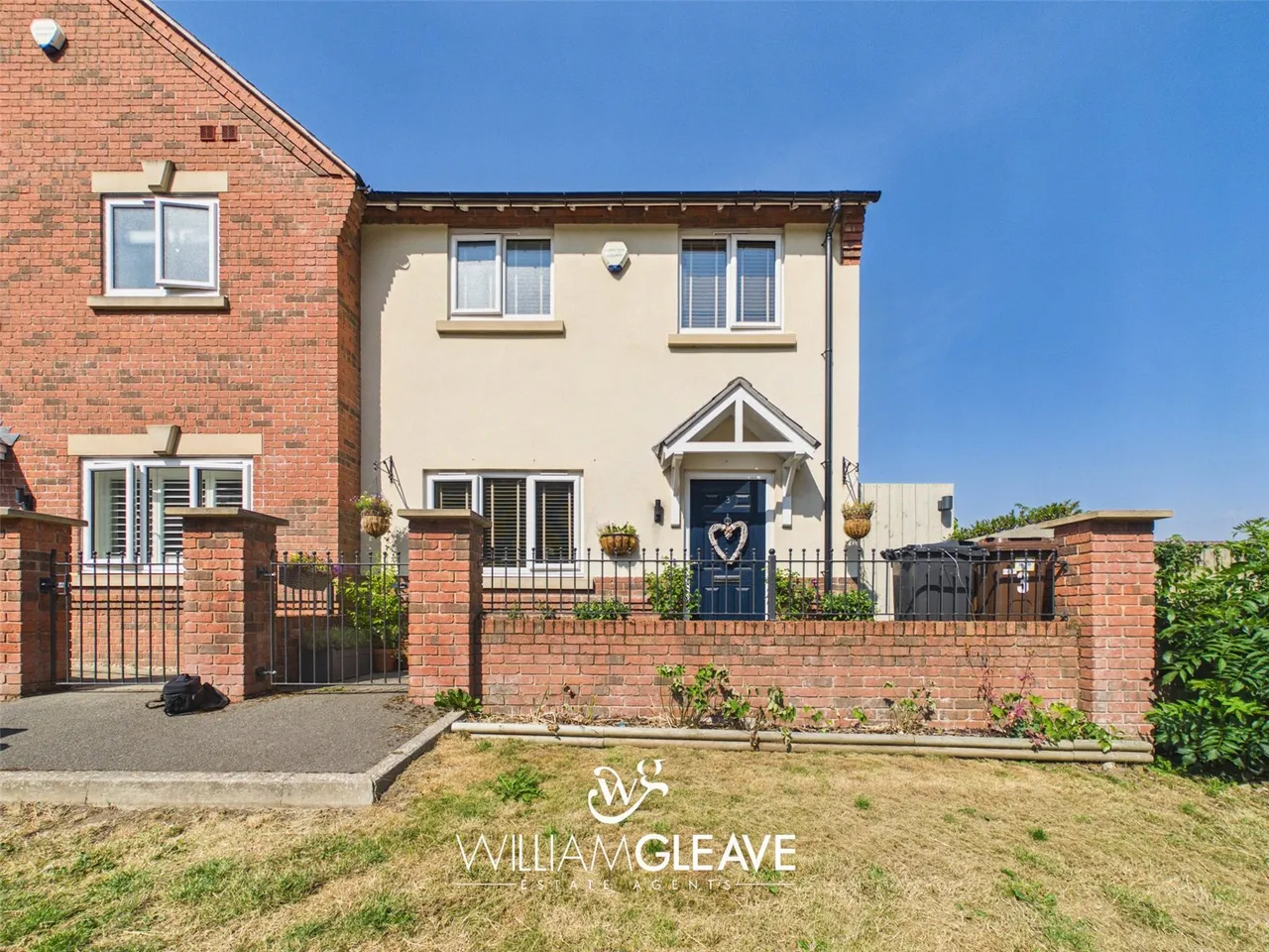 3 bed house for sale — Fron Park Road, Holywell, Flintshire, CH8 7US