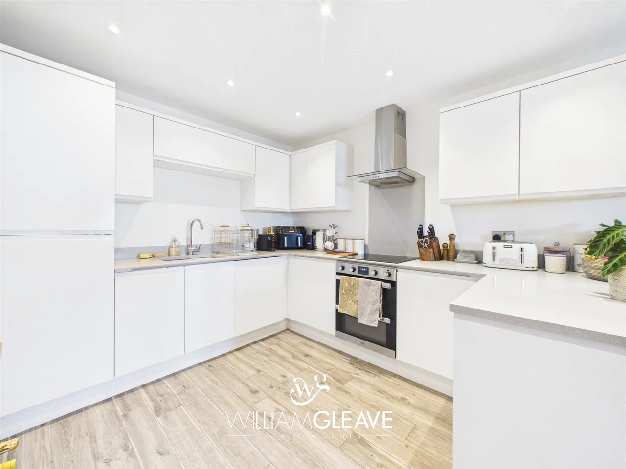 Fron Park Road, Holywell, Flintshire, CH8 7US, photo 11
