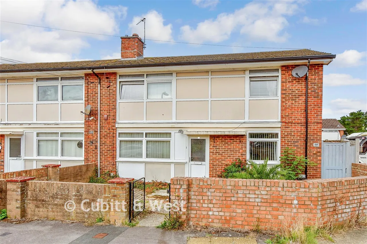 2 bed flat for sale, Marldell Close, Havant, PO9