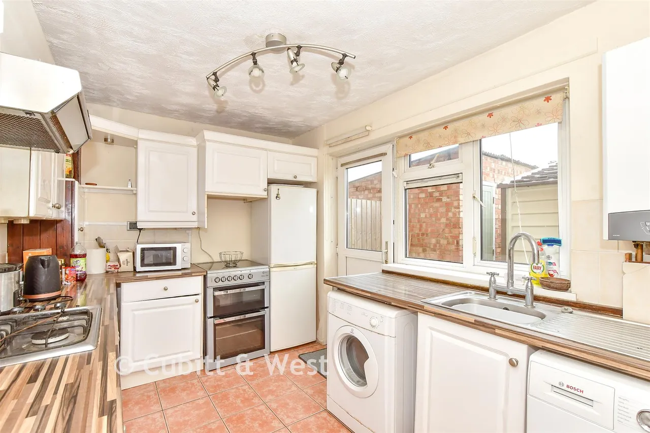 Marldell Close, Havant, PO9, photo 3
