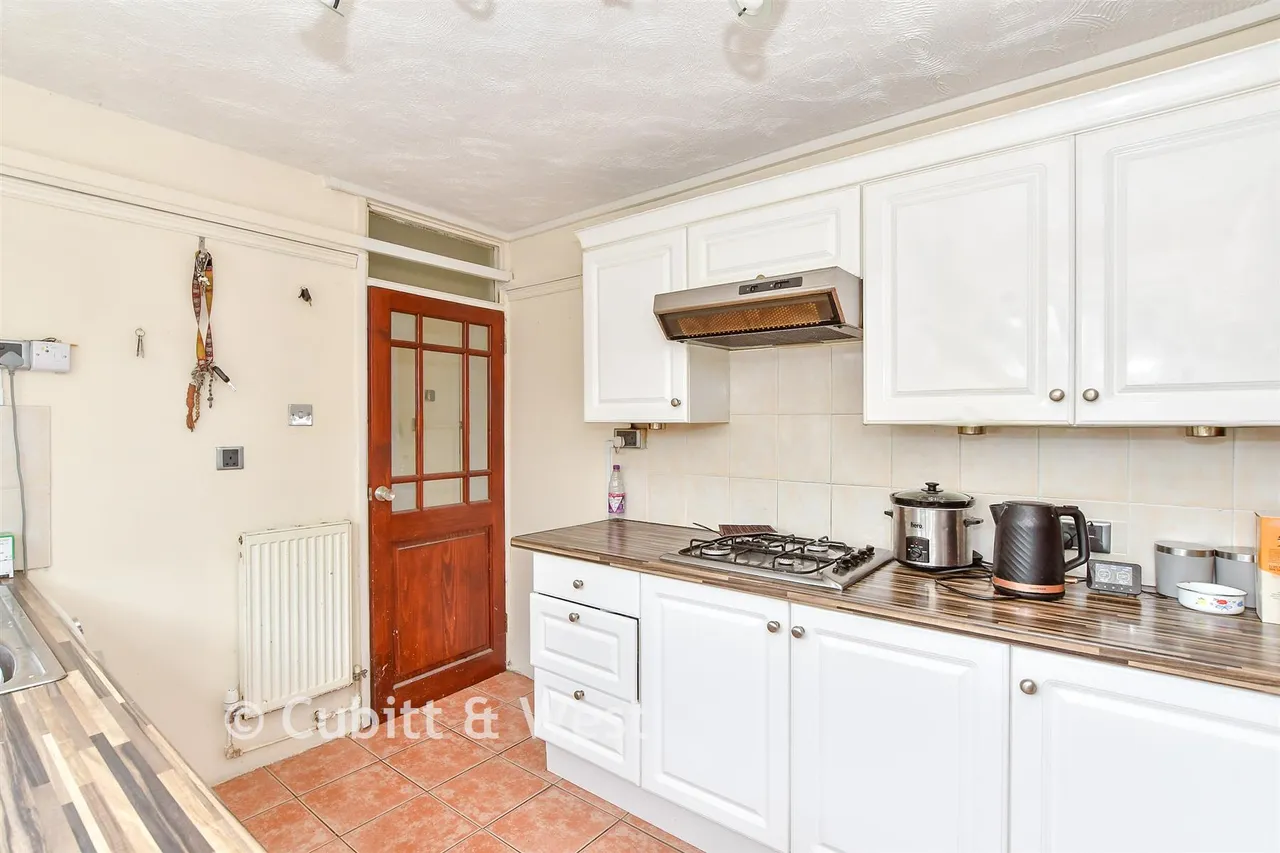 Marldell Close, Havant, PO9, photo 5