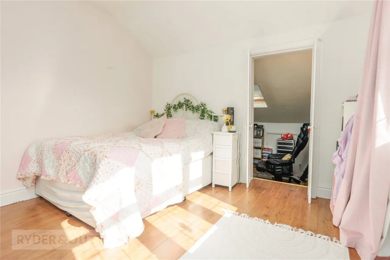 Currier Lane, Ashton-under-Lyne, OL6, photo 14