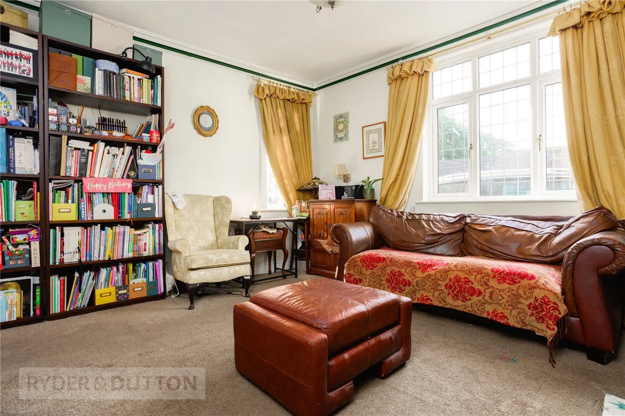 Currier Lane, Ashton-under-Lyne, OL6, photo 4