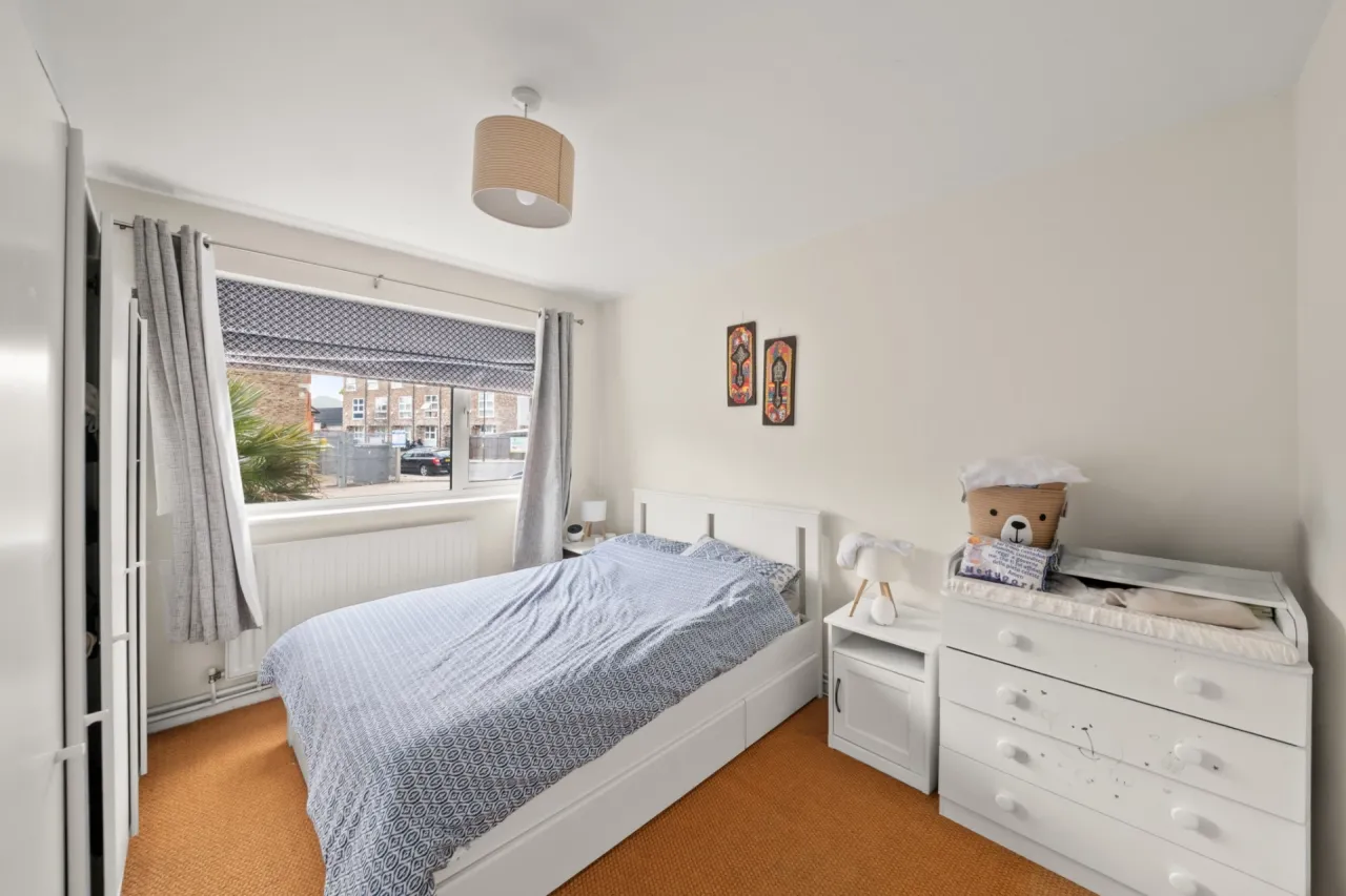 Cambridge Road, Hanwell, W7 3PD, photo 14