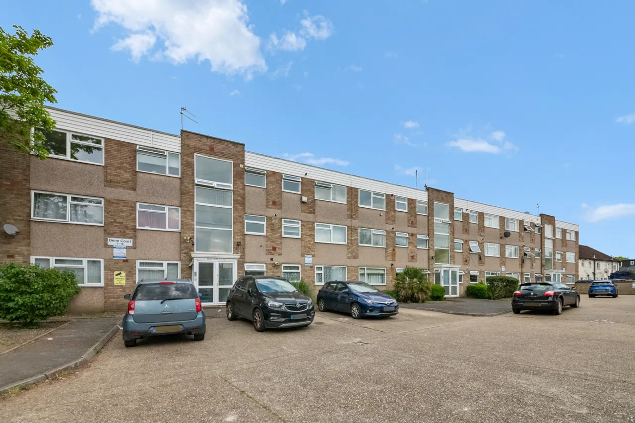 Cambridge Road, Hanwell, W7 3PD, photo 10