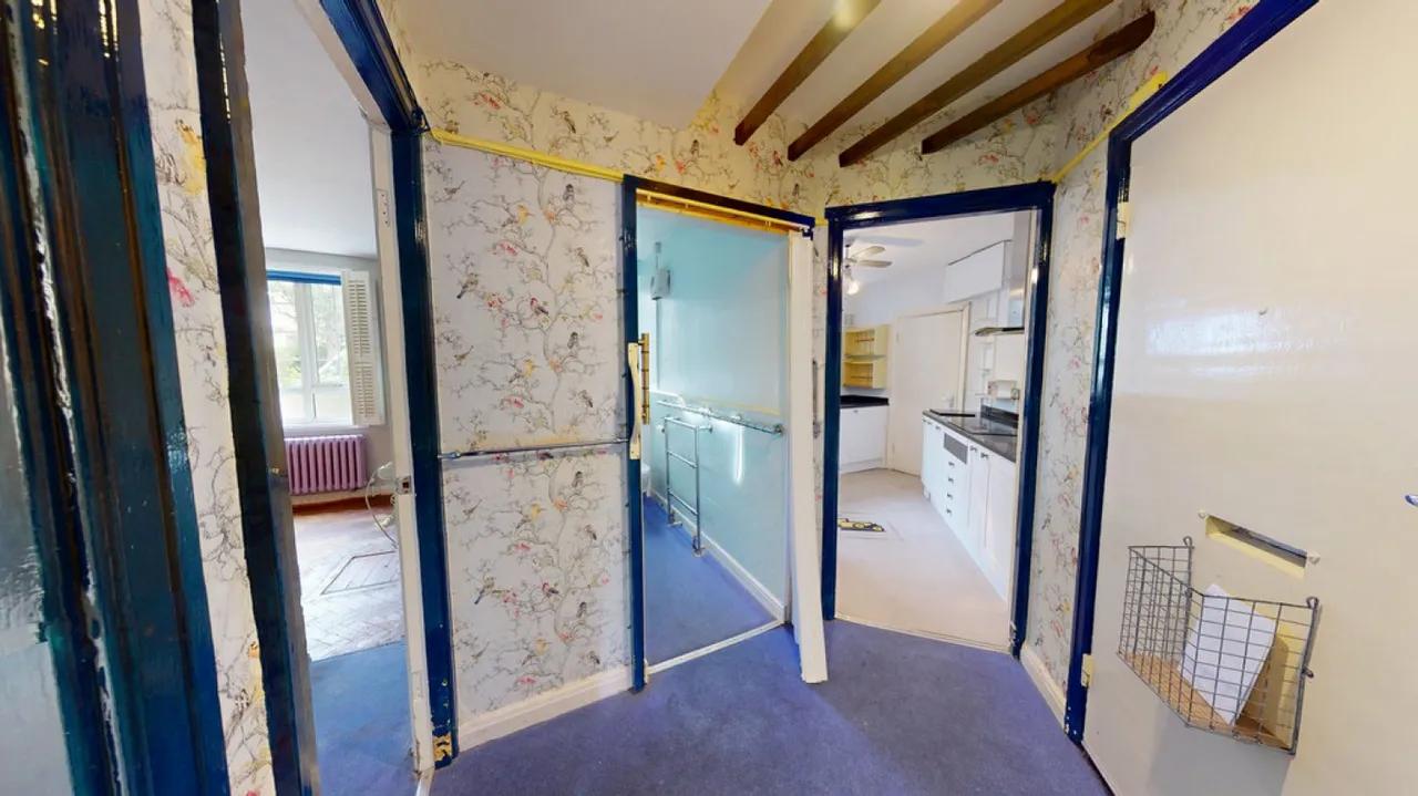 Cambray Court, photo 10
