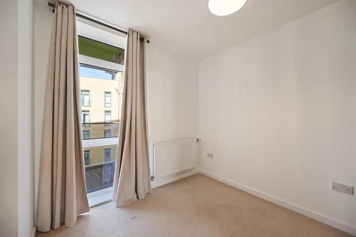 Lakeside Drive, Park Royal, NW10, photo 7