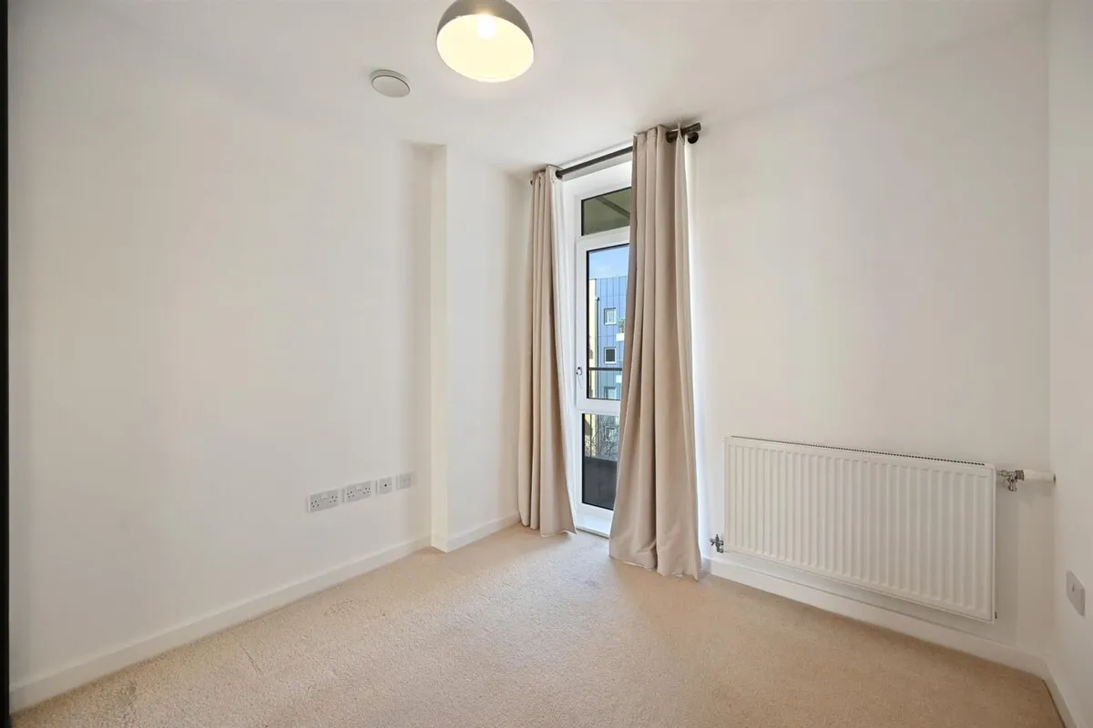 Lakeside Drive, Park Royal, NW10, photo 8