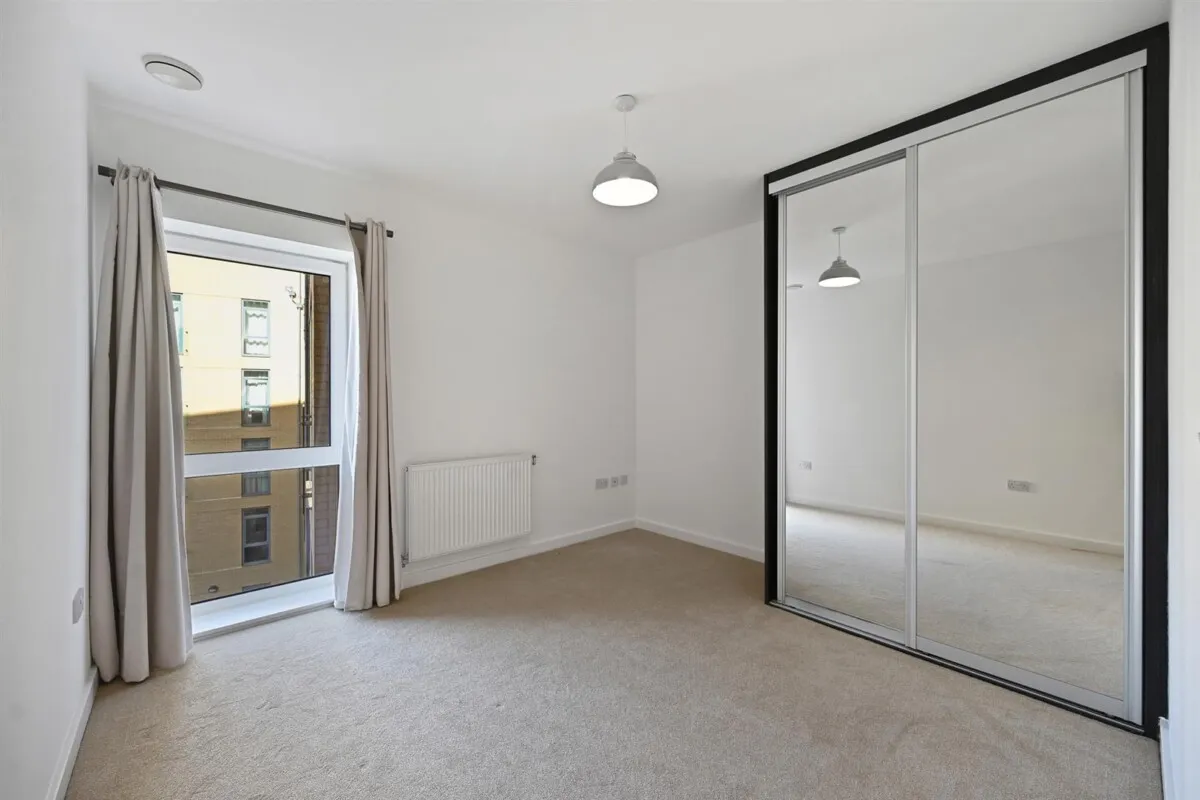 Lakeside Drive, Park Royal, NW10, photo 5