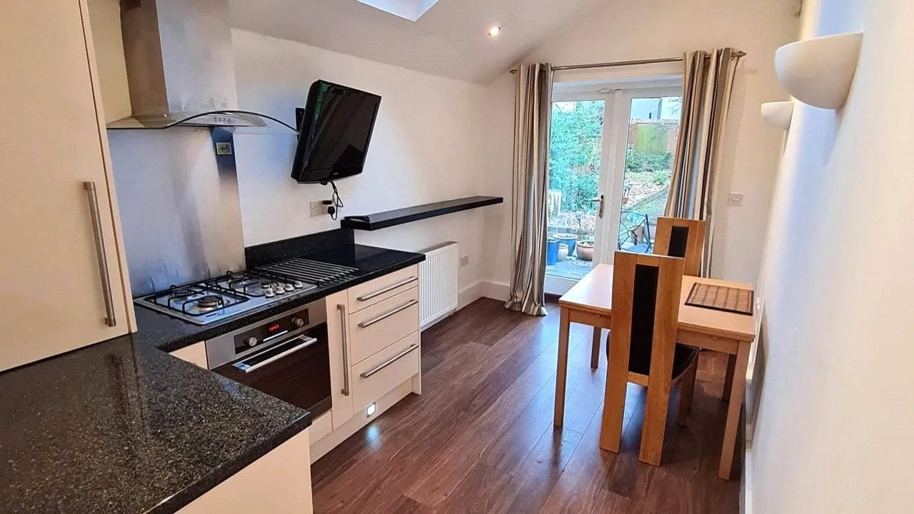Salisbury Road, Cressington Park, L19, photo 19