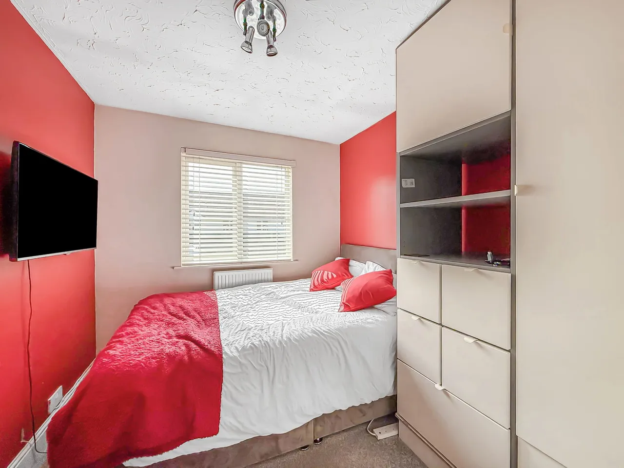Middle Combe Drive, Roundswell, Barnstaple, North Devon, photo 12
