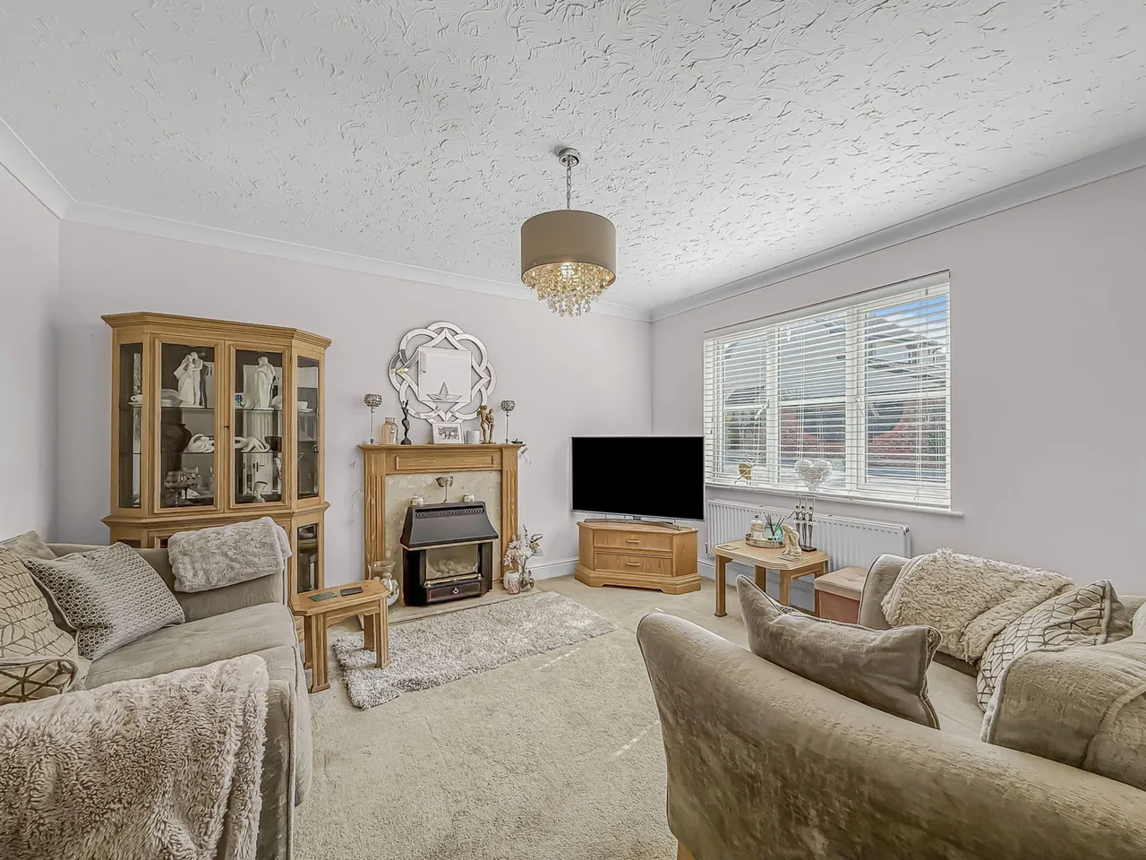 Middle Combe Drive, Roundswell, Barnstaple, North Devon, photo 6