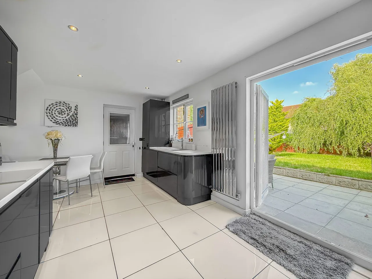 Middle Combe Drive, Roundswell, Barnstaple, North Devon, photo 5