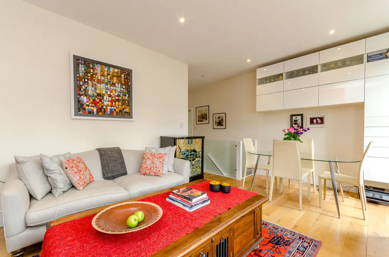 London, SW18, photo 16