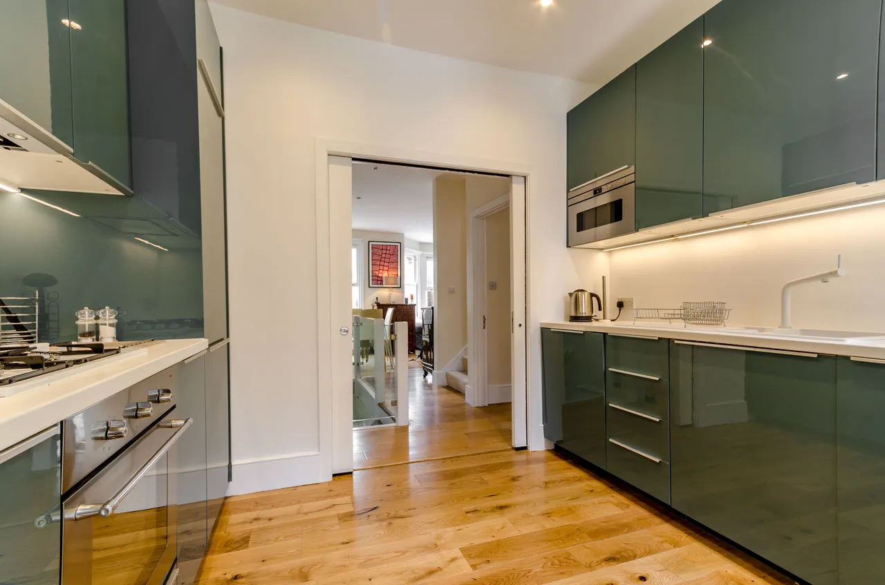 London, SW18, photo 5