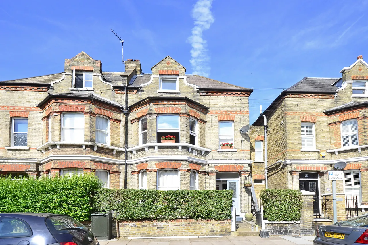 London, SW18, photo 18