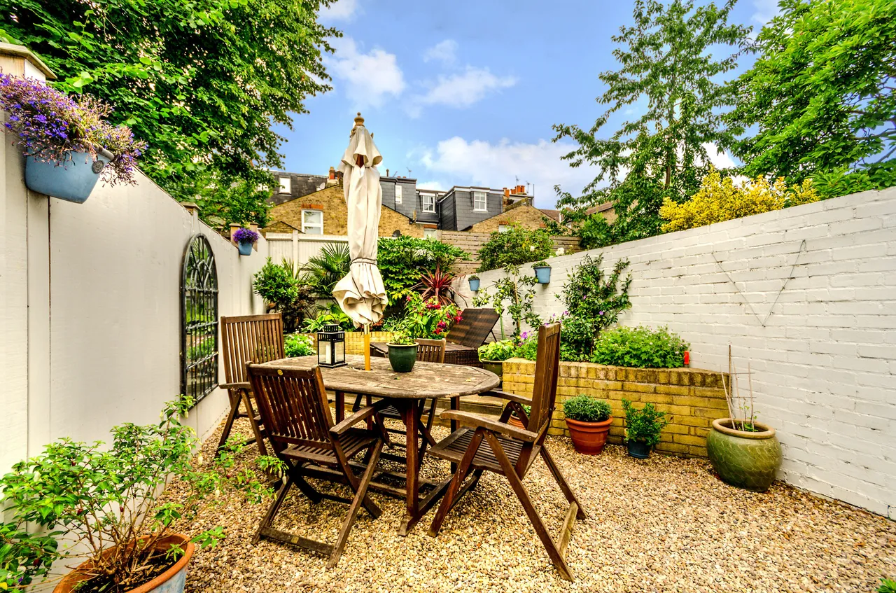 London, SW18, photo 4