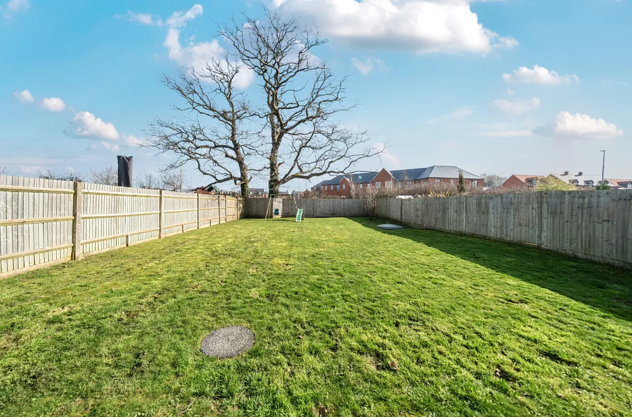 Winchester Road, Botley, SO32, photo 12