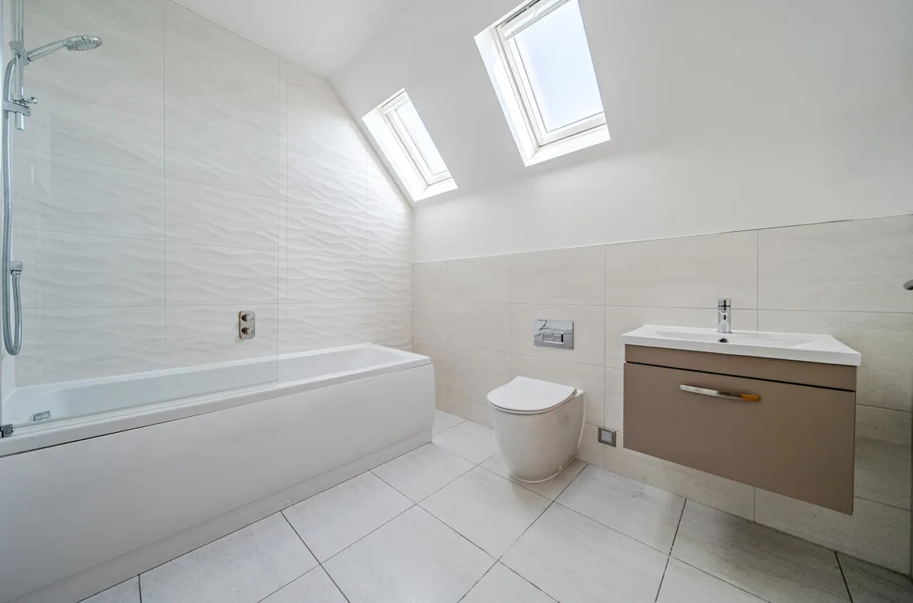 Winchester Road, Botley, SO32, photo 11