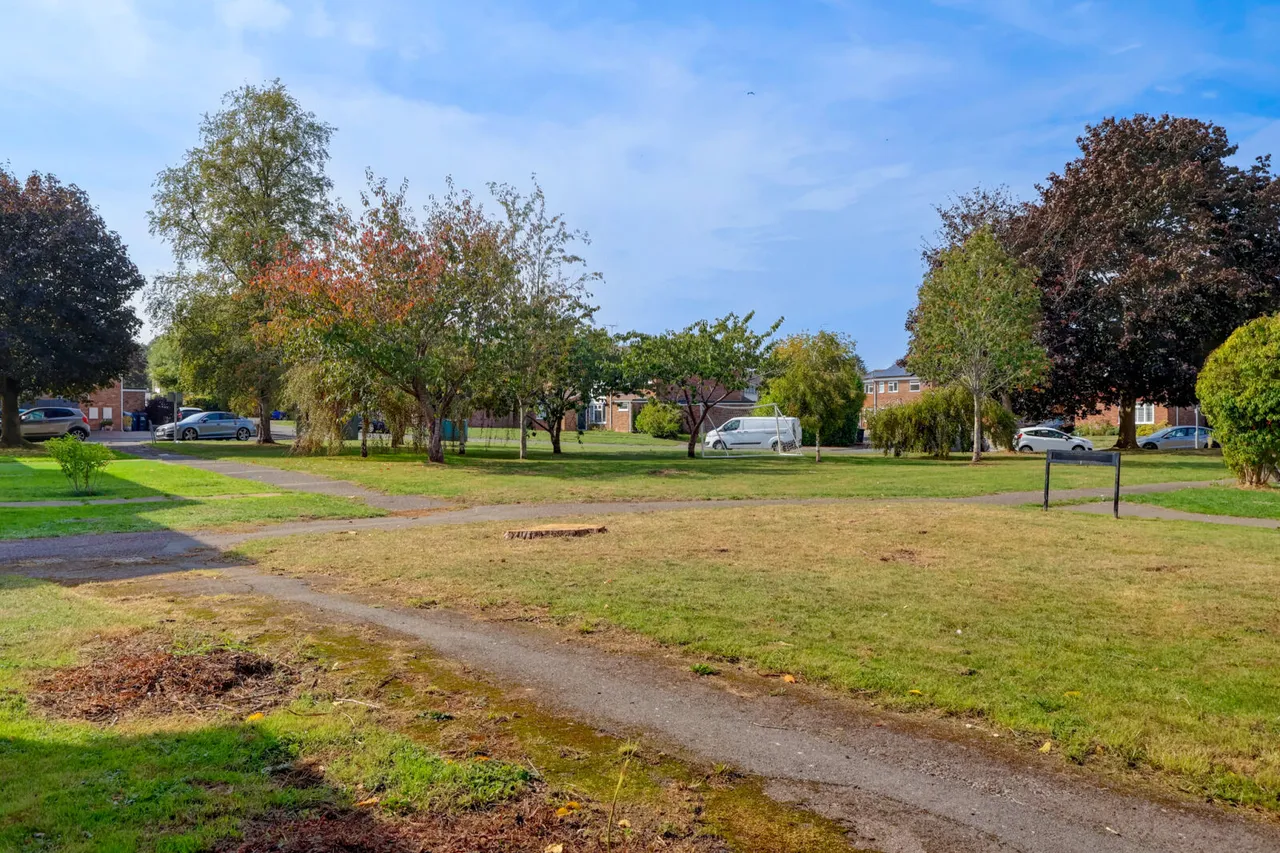 Fallowfield, High Wycombe, HP15, photo 4