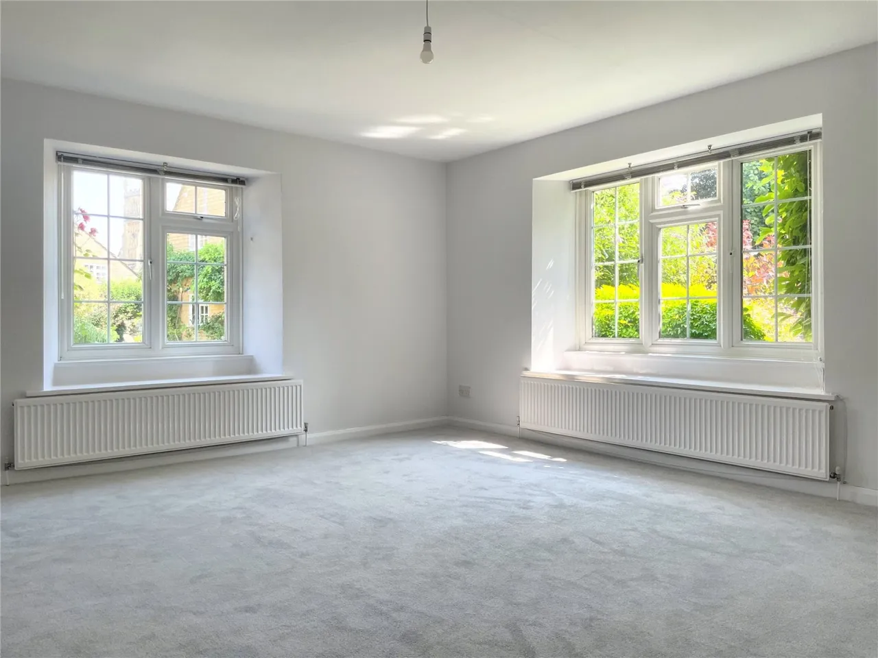 Coxwell Court, Cirencester, GL7, photo 9