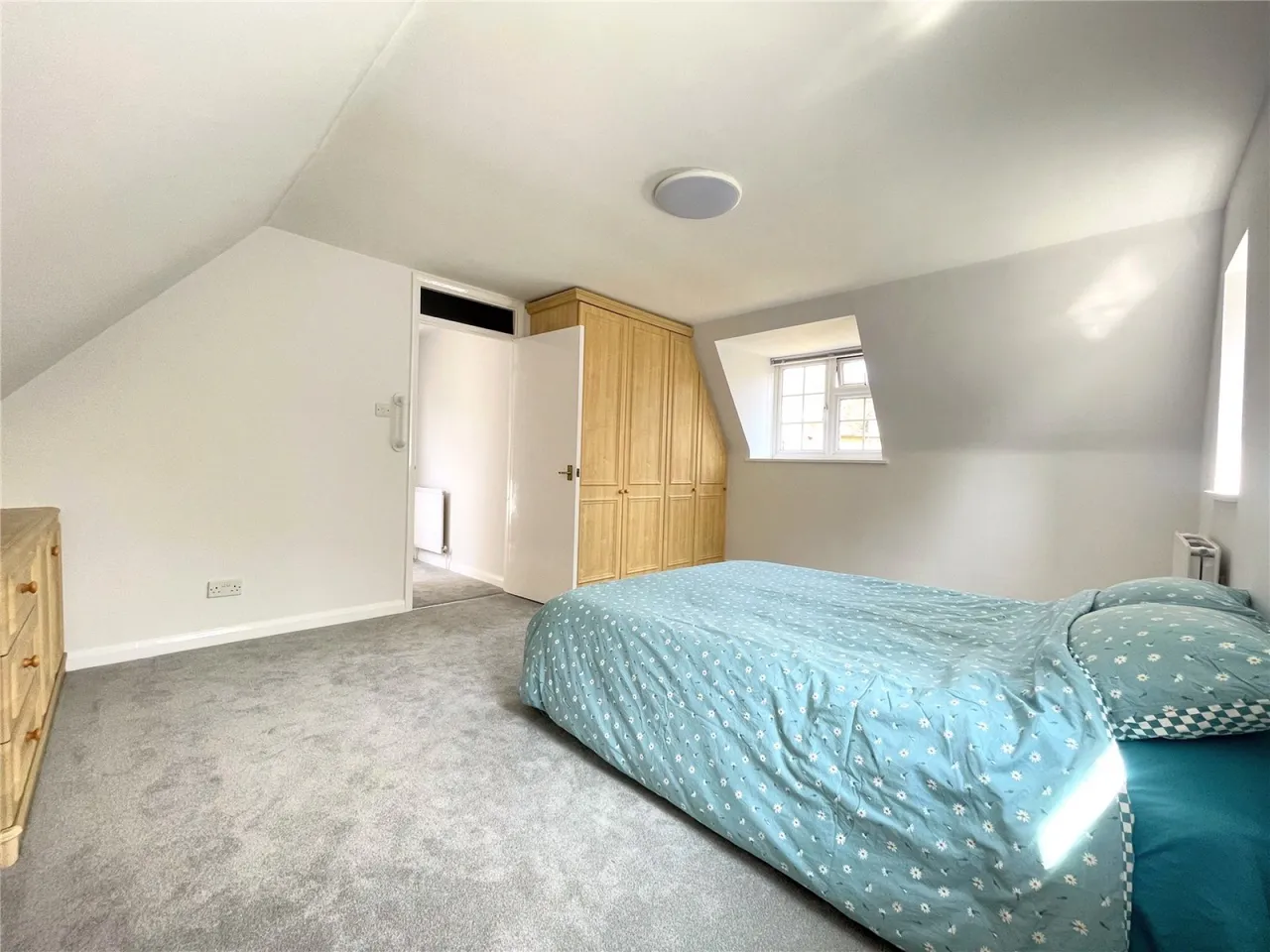 Coxwell Court, Cirencester, GL7, photo 16