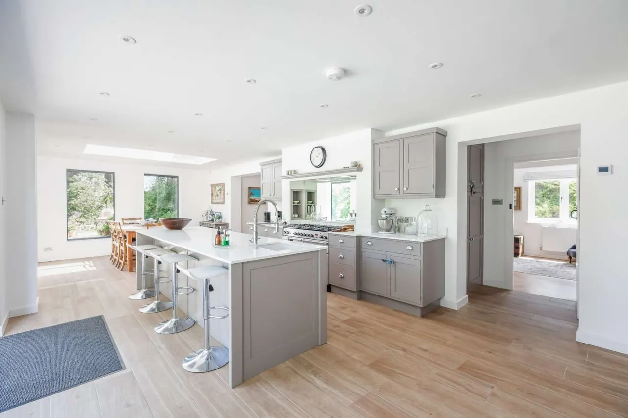 Sandy Down, Boldre, Lymington, Hampshire, SO41 8PL, photo 3