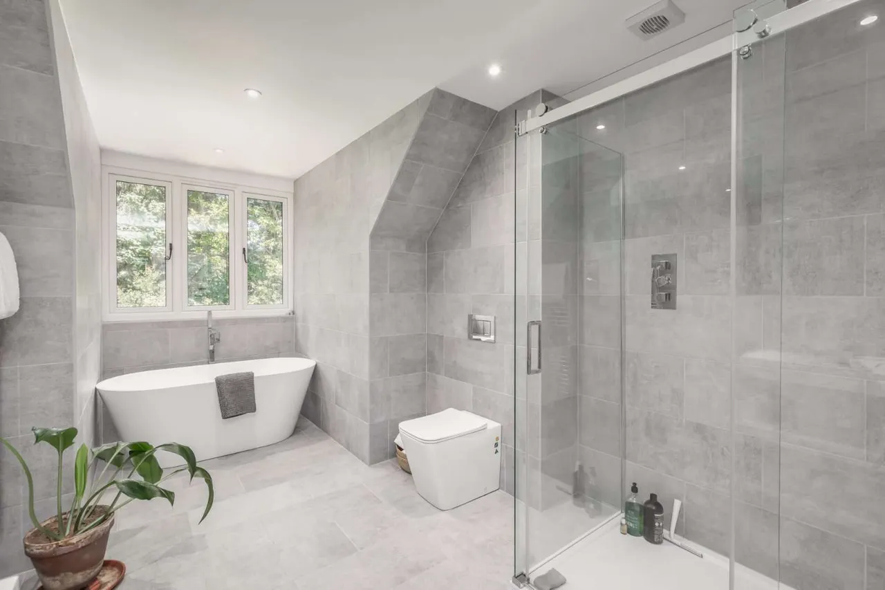 Sandy Down, Boldre, Lymington, Hampshire, SO41 8PL, photo 12