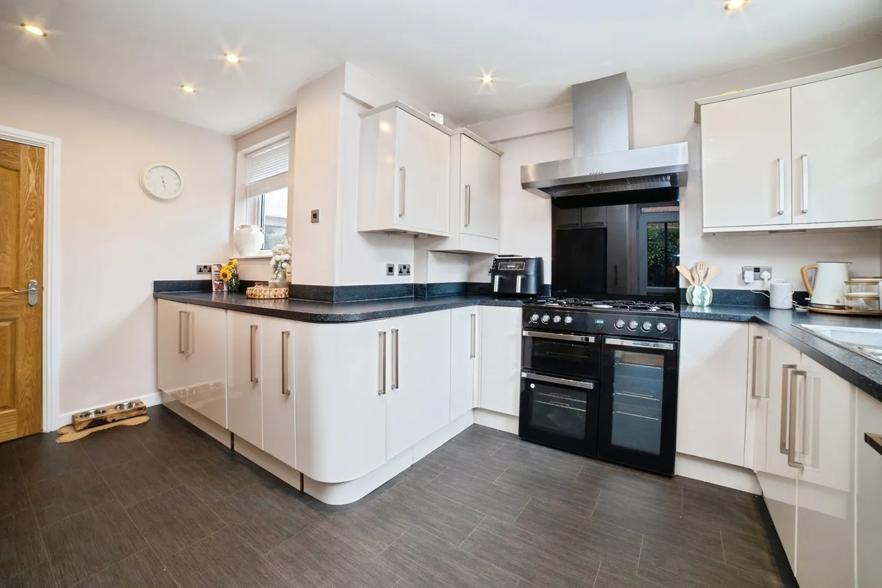 Quarrydale Road, Sutton-in-Ashfield, Nottinghamshire, NG17, photo 7
