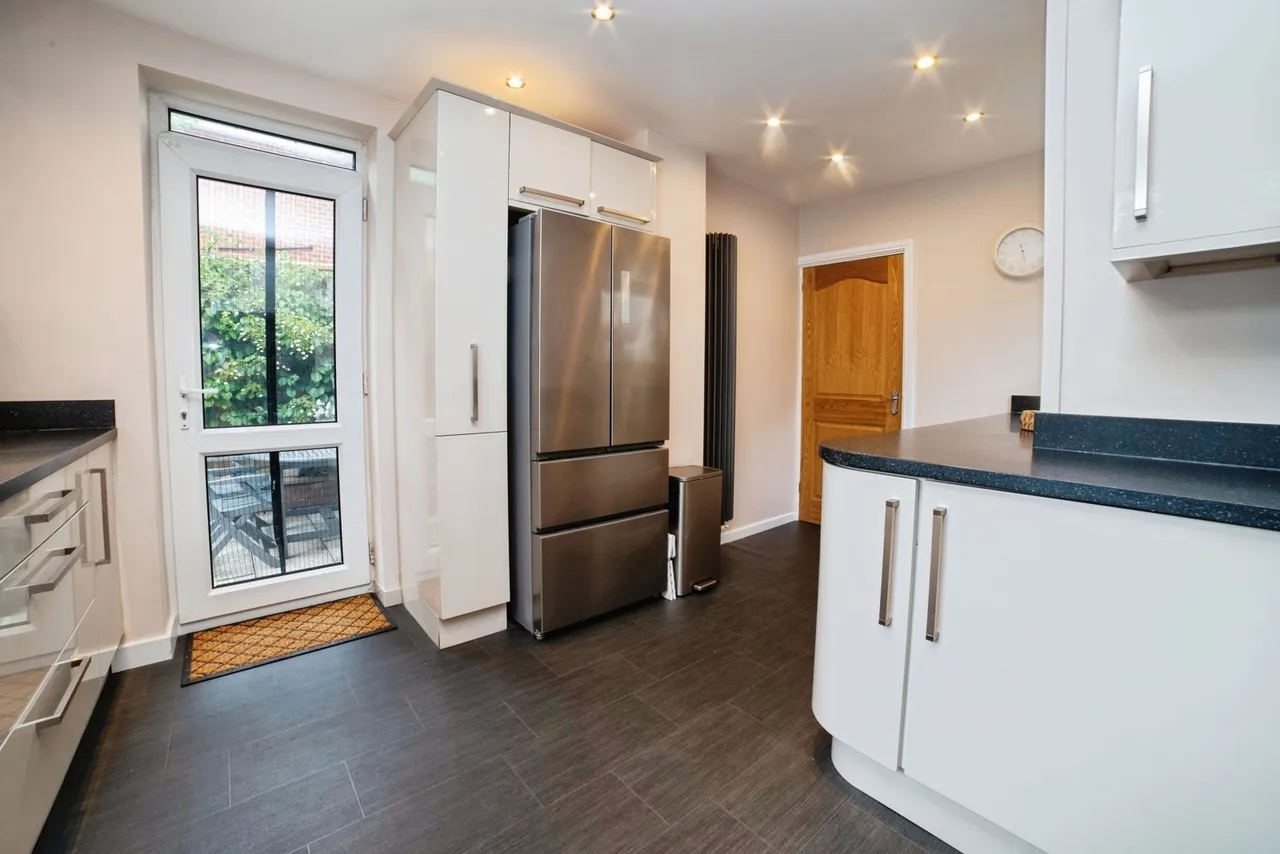 Quarrydale Road, Sutton-in-Ashfield, Nottinghamshire, NG17, photo 8
