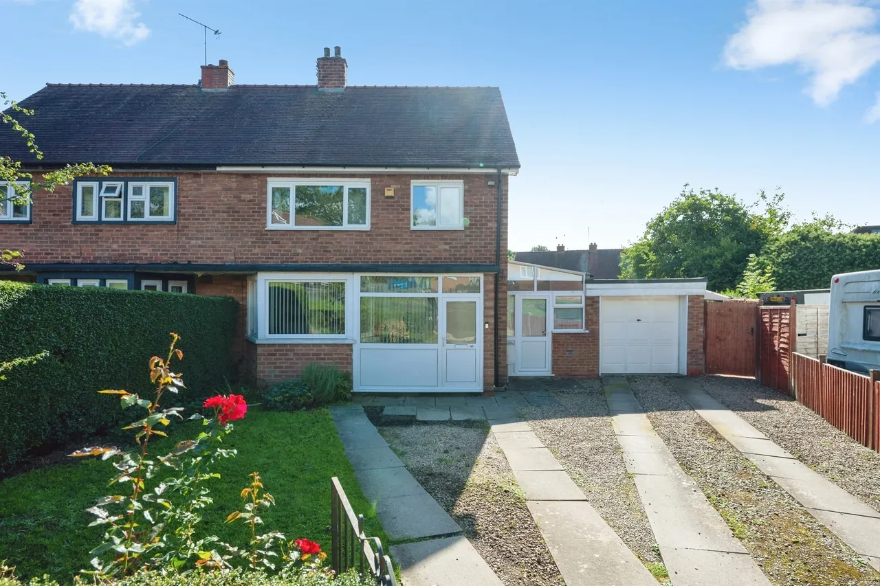 3 bed house for sale, Salters Lane, Redditch, B97