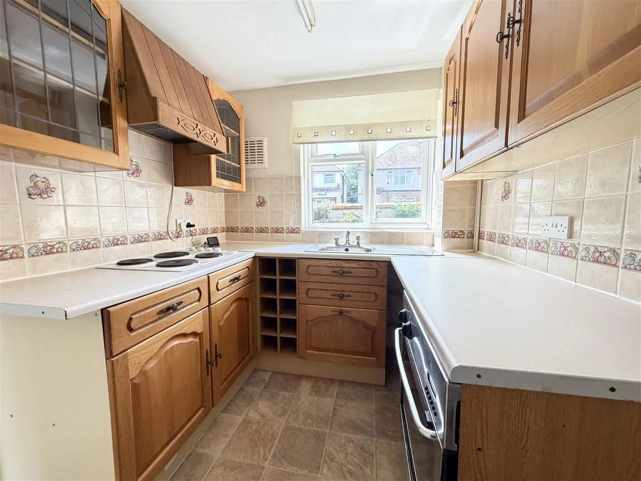 Withyham Close, Eastbourne, BN22 9ET, photo 7