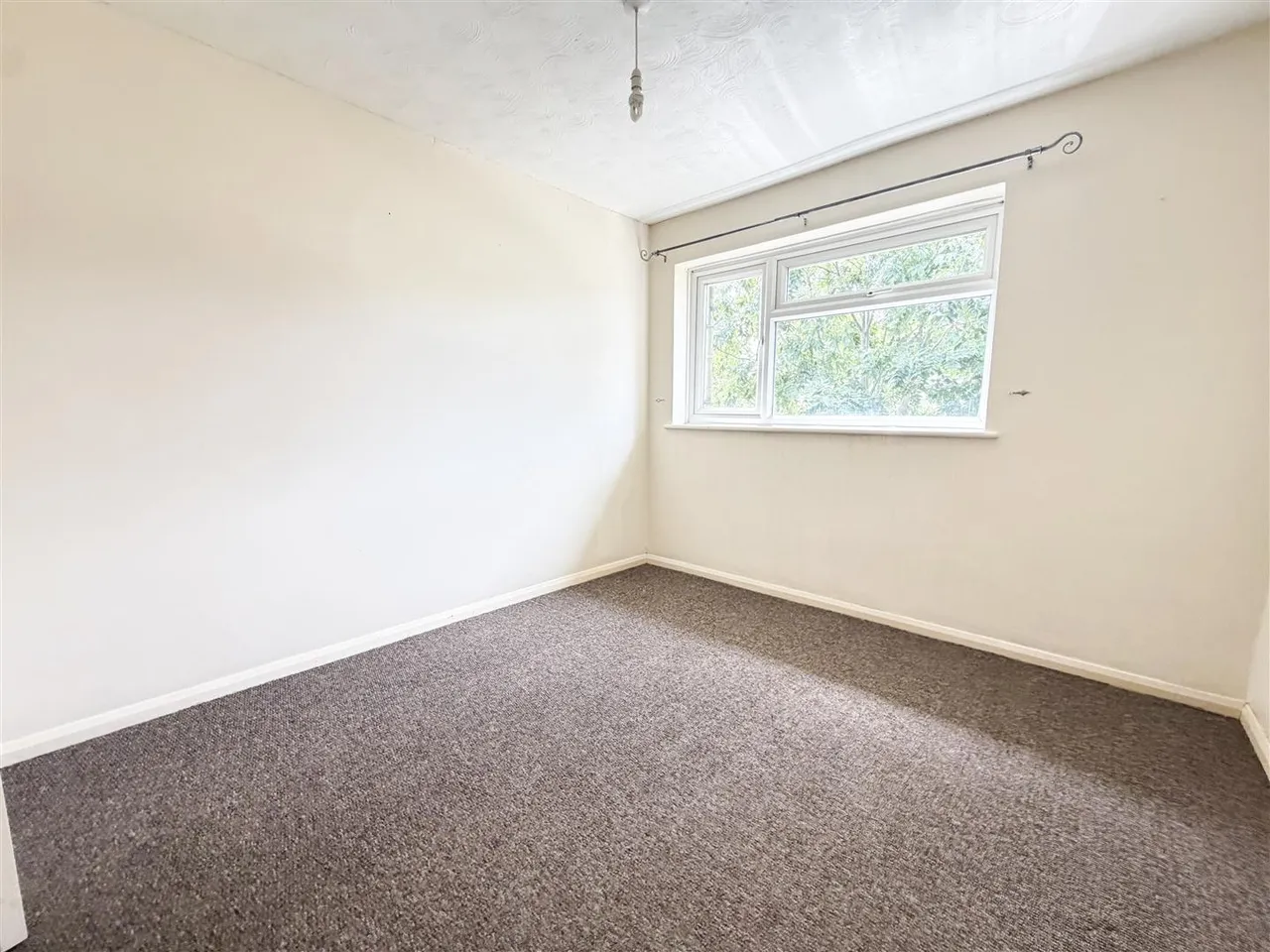 Withyham Close, Eastbourne, BN22 9ET, photo 10