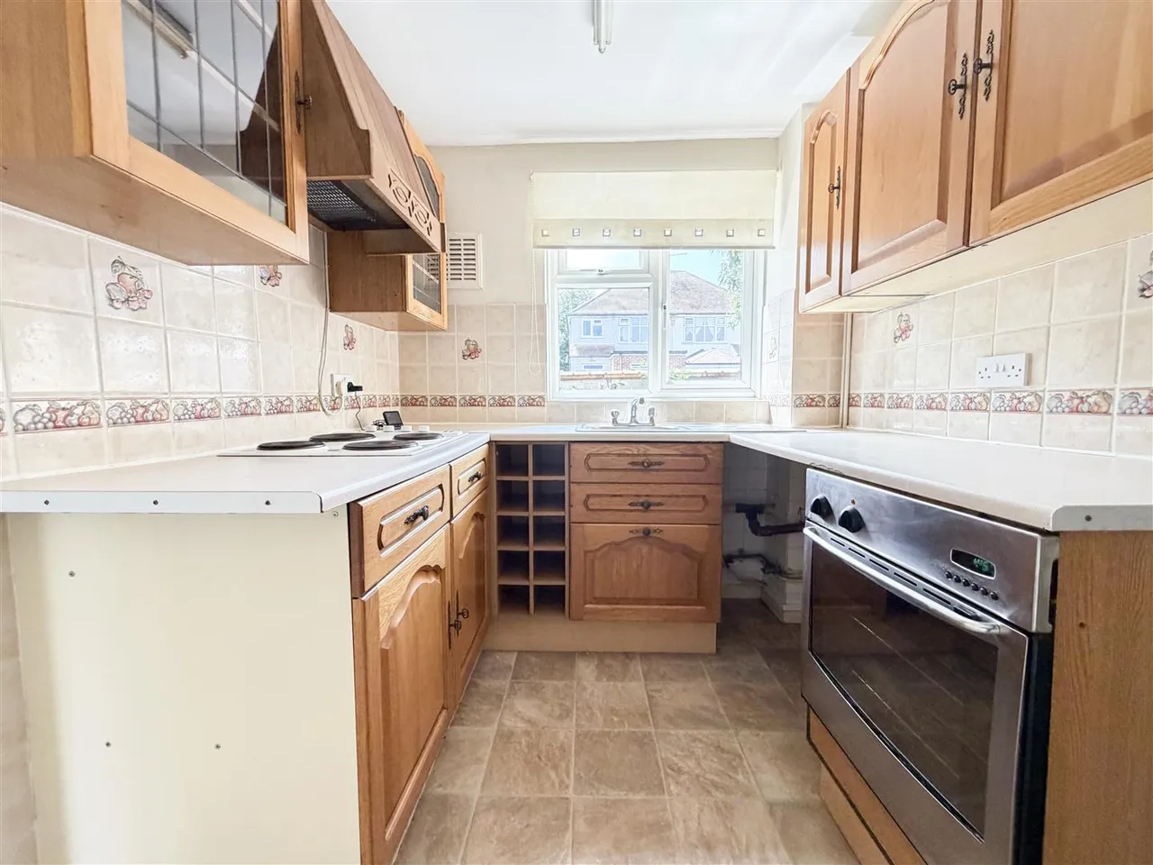 Withyham Close, Eastbourne, BN22 9ET, photo 5