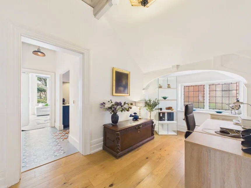 Earls Avenue, Folkestone, Kent, CT20, photo 9